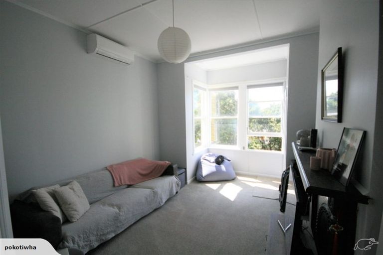 Photo of property in 6 Queens Drive, Kilbirnie, Wellington, 6022