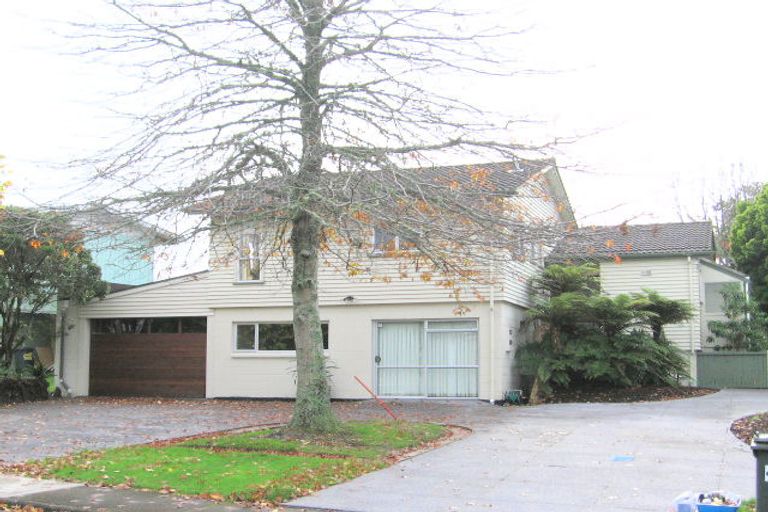 Photo of property in 14 Thorburn Avenue, Red Beach, 0932