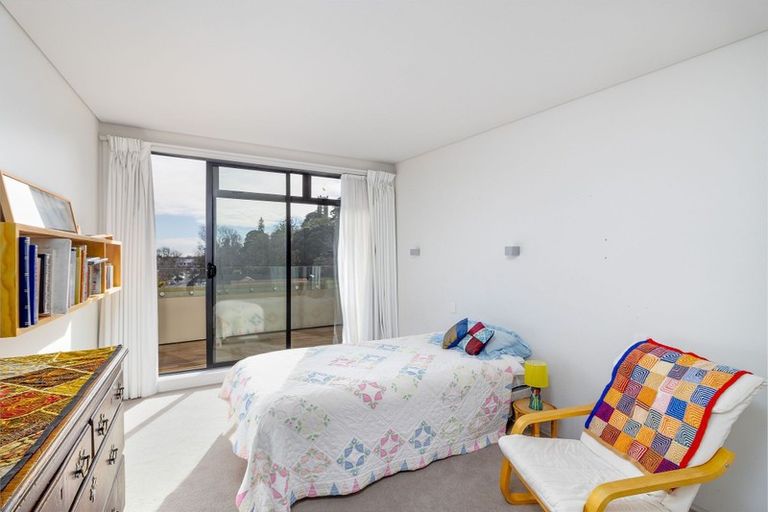 Photo of property in 27 Examiner Street, Nelson, 7010