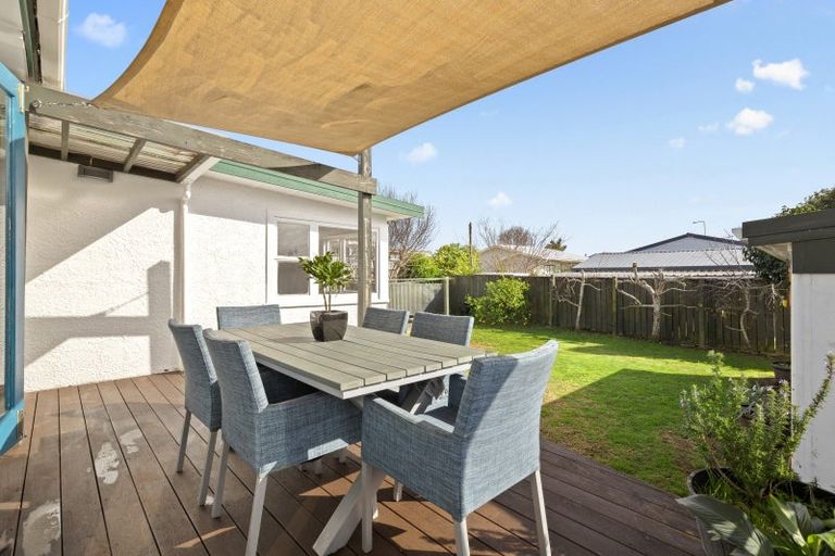 Photo of property in 16 Short Street, Papakura, 2110