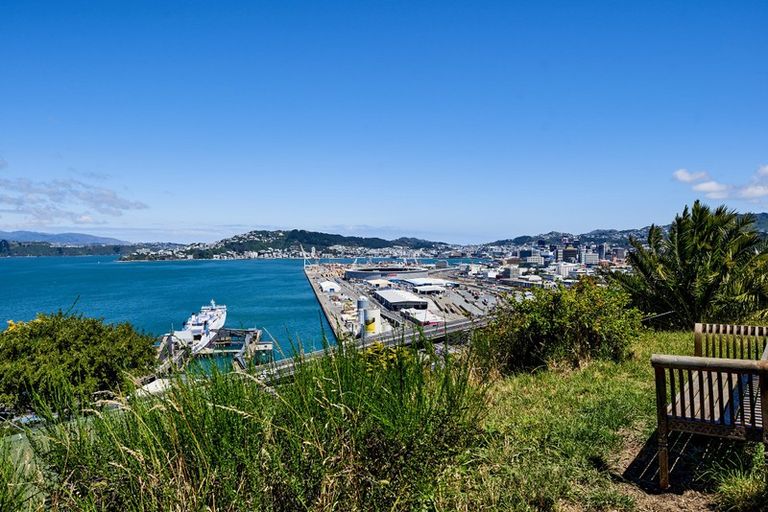 Photo of property in 137 Barnard Street, Wadestown, Wellington, 6012