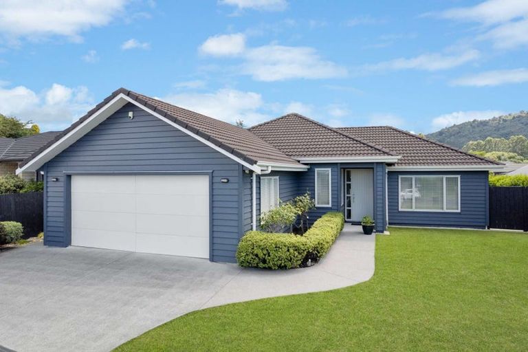 Photo of property in 35 Hamon Place, Pukehangi, Rotorua, 3015