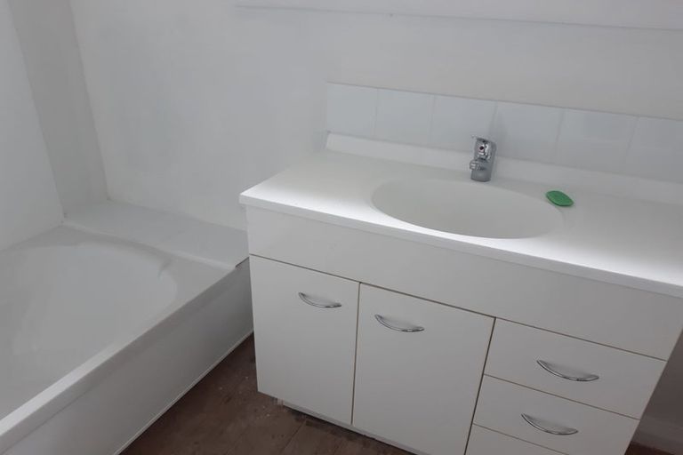 Photo of property in 48 Cole Street, Dannevirke, 4930