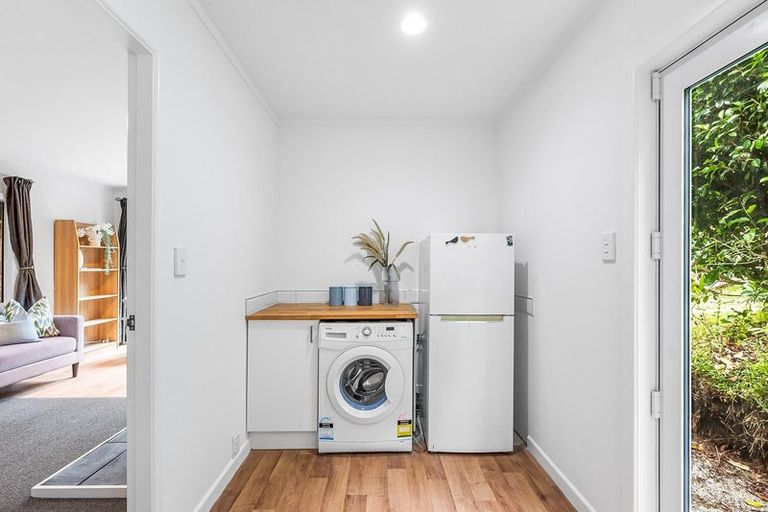 Photo of property in 15 Elmslie Road, Pinehaven, Upper Hutt, 5019