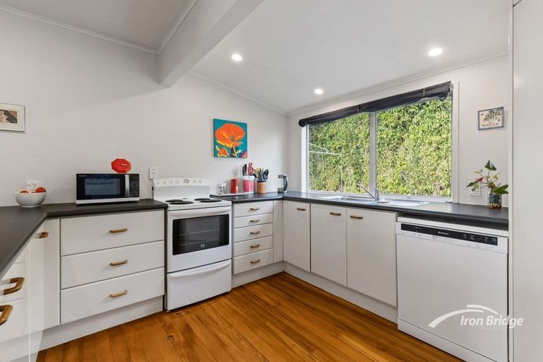 Photo of property in 15 Carina Crescent, Torbay, Auckland, 0630