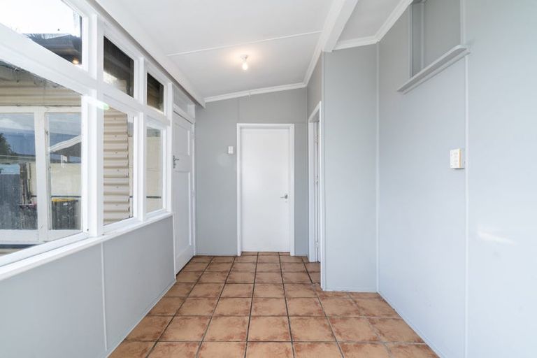 Photo of property in 8 Clifton Street, Windsor, Invercargill, 9810