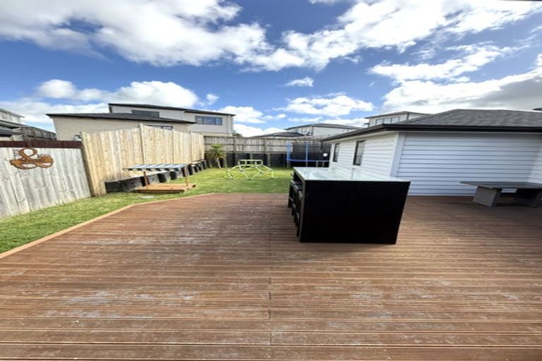 Photo of property in 40 Melgran Avenue, Papakura, 2110