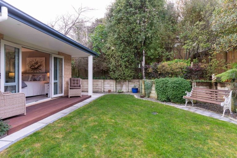 Photo of property in 35 Masefield Terrace, Kelvin Grove, Palmerston North, 4414