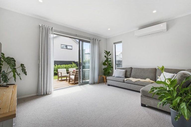 Photo of property in 30 Ringa Matau Road, Hobsonville, Auckland, 0616