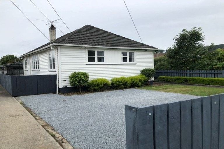 Photo of property in 19 Liverpool Street, Trentham, Upper Hutt, 5018