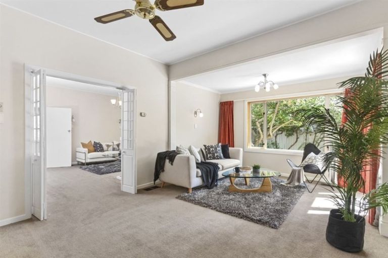 Photo of property in 110 Clyde Road, Ilam, Christchurch, 8041