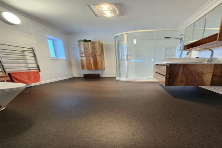 Photo of property in 34 David Street, Westown, New Plymouth, 4310