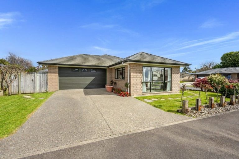 Photo of property in 15 Dal Din Drive, Otaki, 5512