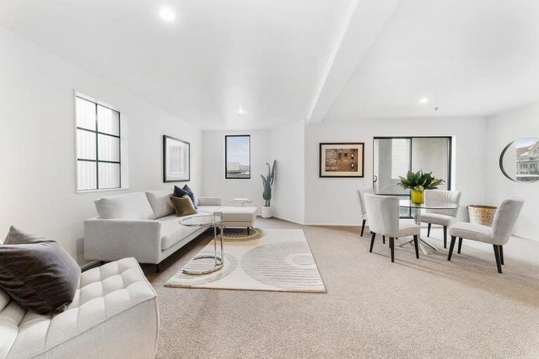 Photo of property in Courtenay Apartments, 606/120 Courtenay Place, Te Aro, Wellington, 6011