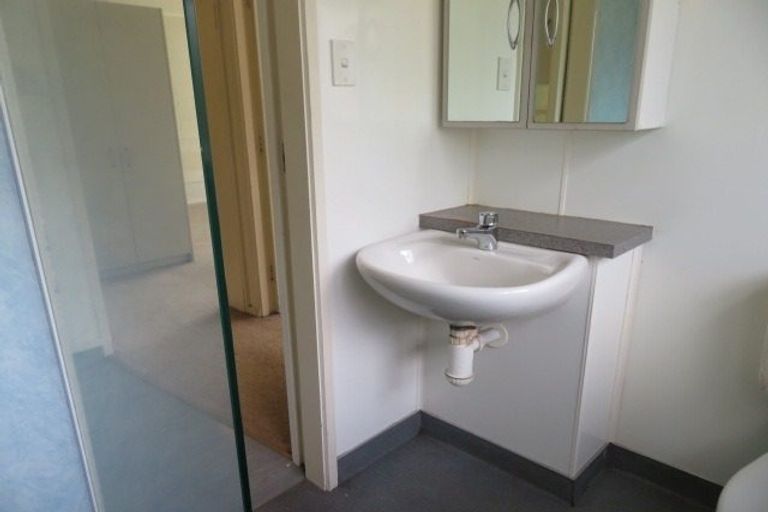 Photo of property in 95 Farmer Crescent, Taita, Lower Hutt, 5011