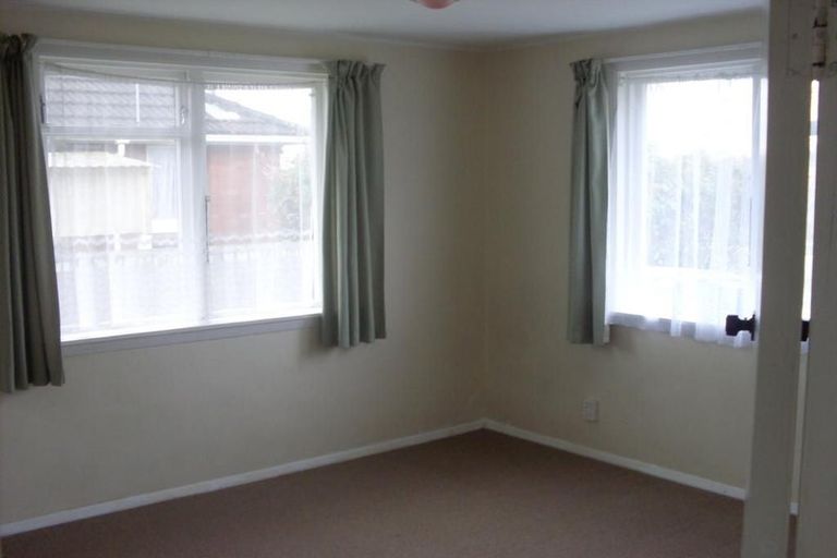 Photo of property in 25 Morrison Avenue, Northcote, Christchurch, 8052