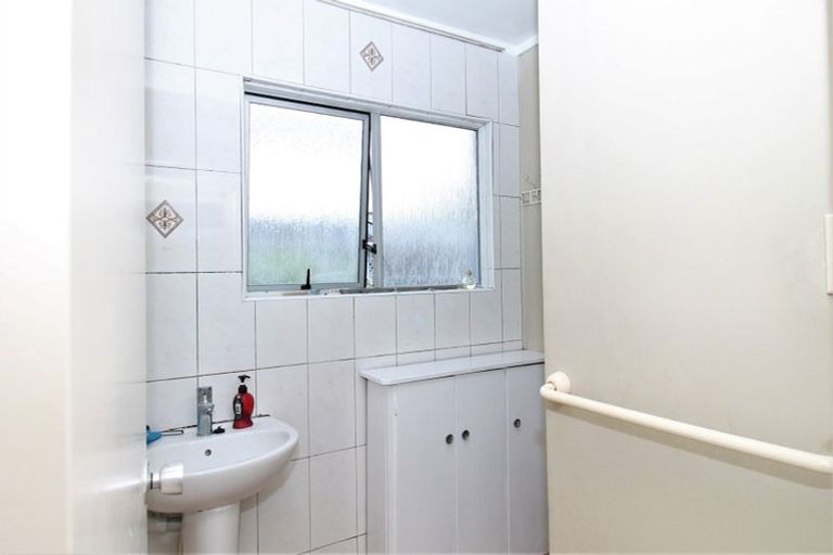 Photo of property in 8/12 Arabi Street, Sandringham, Auckland, 1041