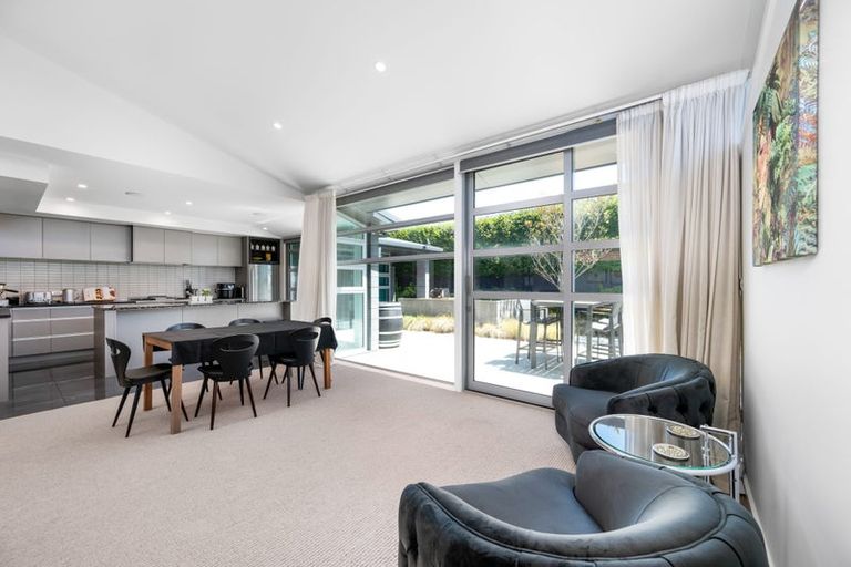 Photo of property in 12a Nosworthy Street, Blenheim, 7201