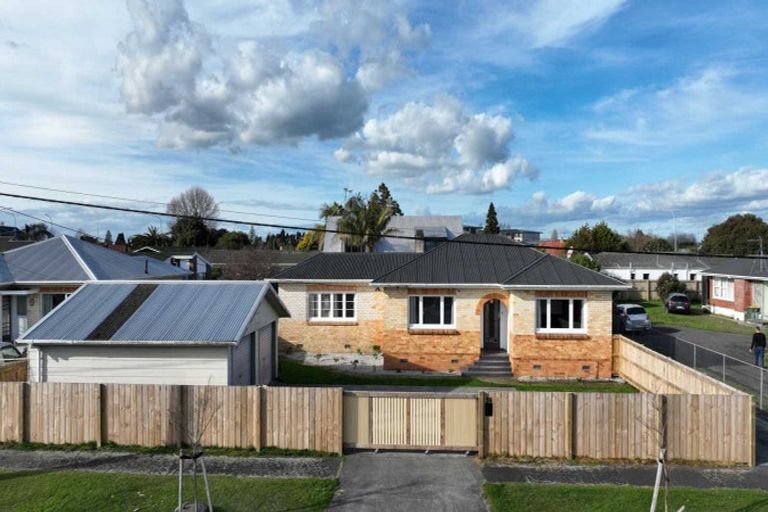 Photo of property in 36 Hobson Street, Maeroa, Hamilton, 3200