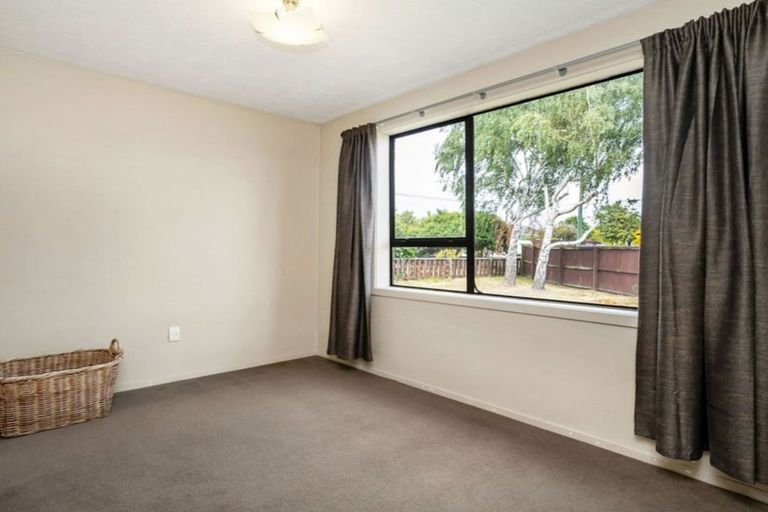 Photo of property in 2 Giles Place, Shirley, Christchurch, 8061