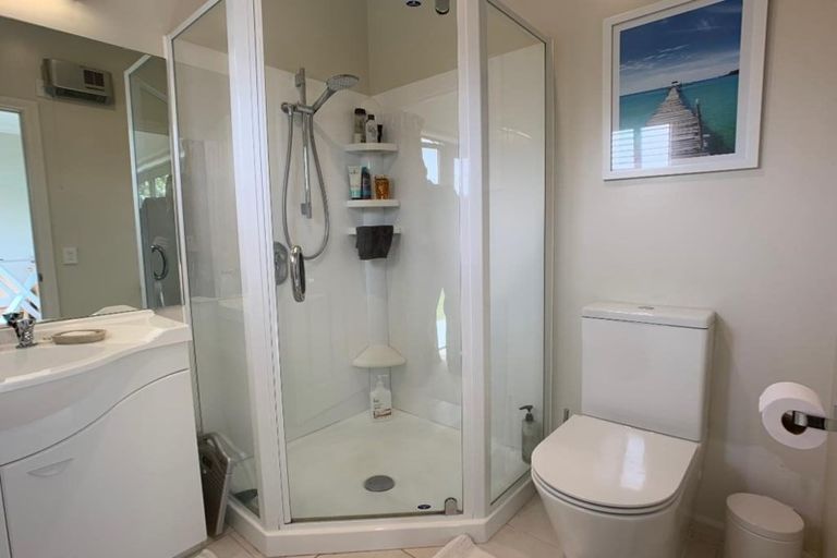 Photo of property in 2 Pearl Lane, Arrowtown, 9302