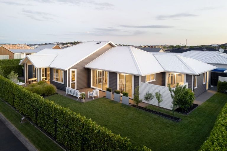 Photo of property in 2 Avian Place, Flagstaff, Hamilton, 3210