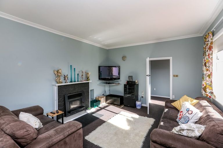 Photo of property in 41a Omata Road, Marfell, New Plymouth, 4310