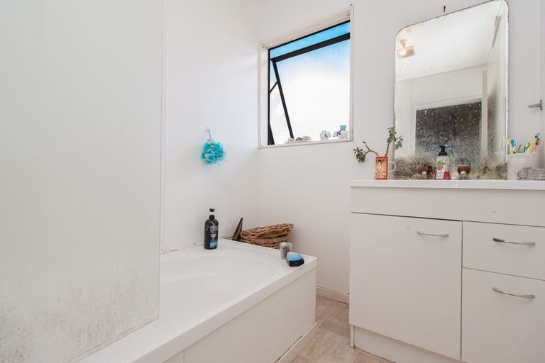 Photo of property in 26 Susan Street, Pukehangi, Rotorua, 3015