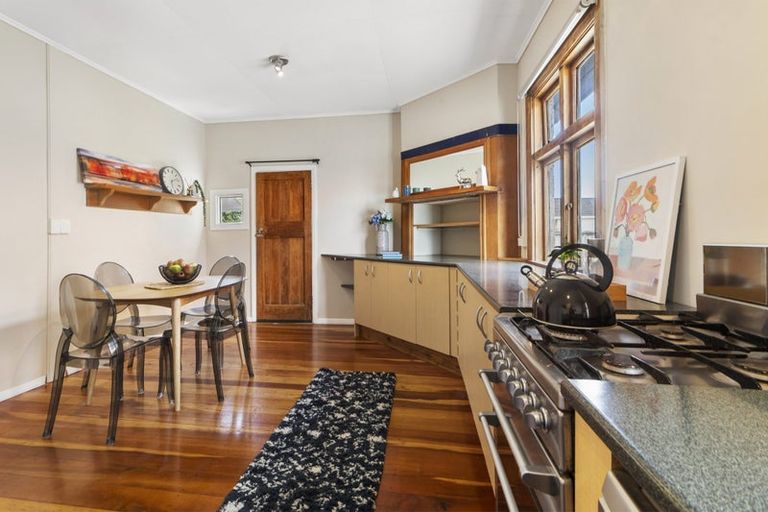 Photo of property in 33 Devonshire Road, Miramar, Wellington, 6022