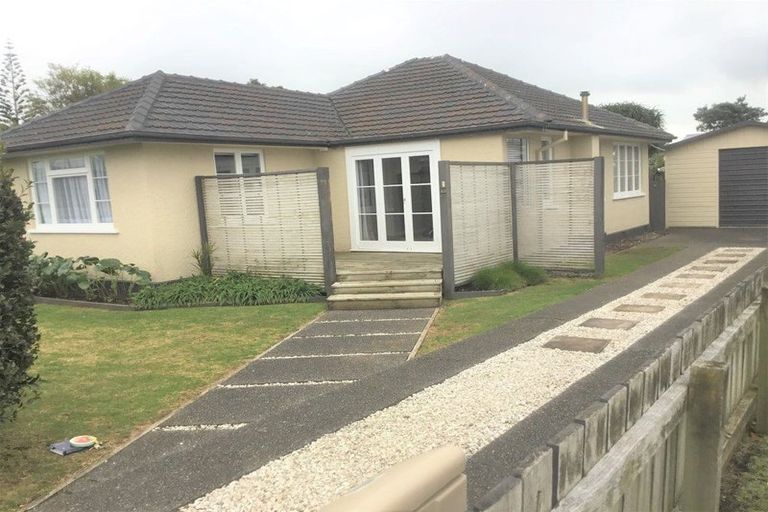 Photo of property in 33 Princes Street, Fitzroy, New Plymouth, 4312