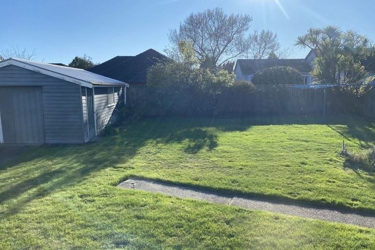 Photo of property in 30 Christian Street, Bryndwr, Christchurch, 8053