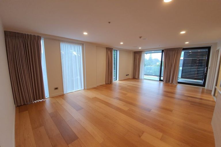 Photo of property in 10 Lion Place, Papamoa, 3118