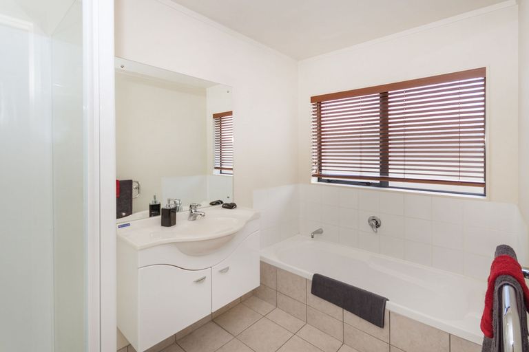 Photo of property in 145 Victoria Street West, Onehunga, Auckland, 1061