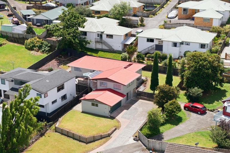 Photo of property in 40 Glenbervie Crescent, Massey, Auckland, 0614