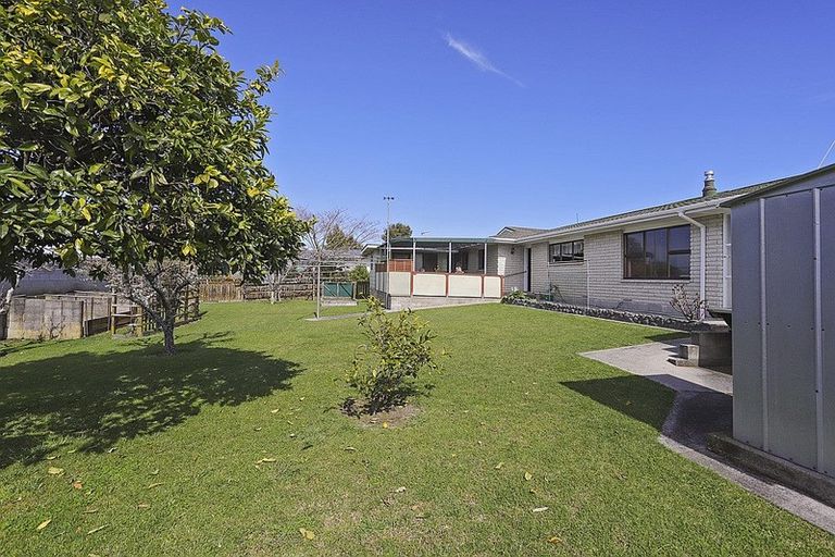 Photo of property in 5 Clifden Terrace, Te Puke, 3119