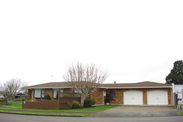 Photo of property in 4 Alpine Grove, Upper Vogeltown, New Plymouth, 4310