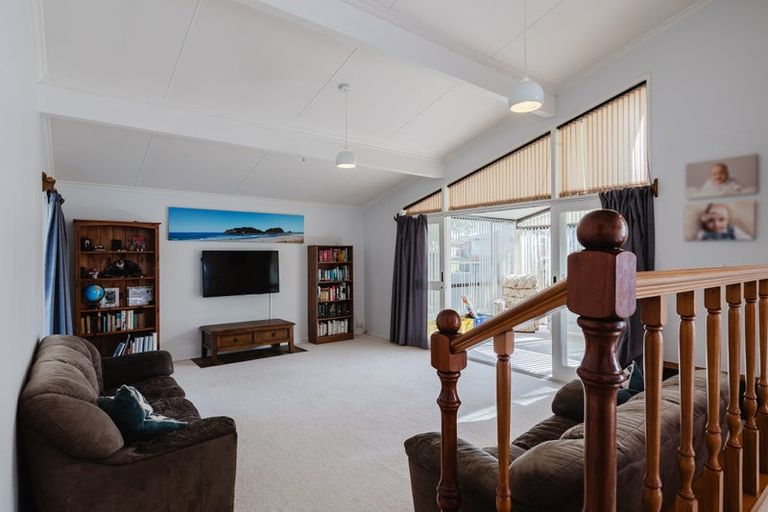 Photo of property in 23 Haast Place, Awapuni, Palmerston North, 4412
