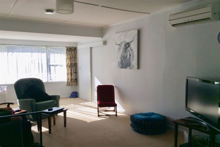 Photo of property in 8 Goldfinch Street, Taihape, 4720