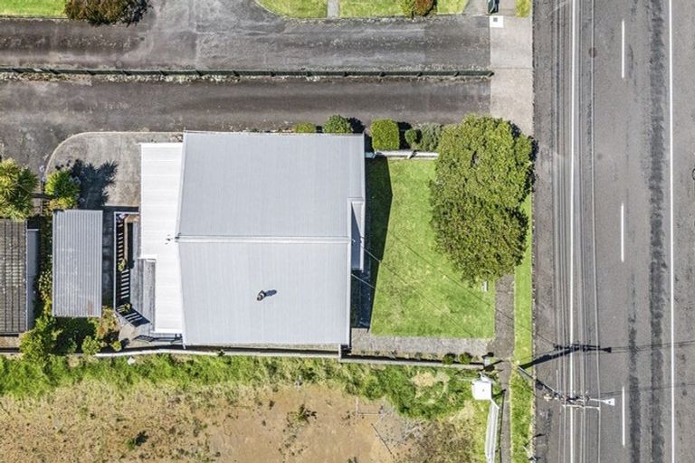 Photo of property in 141 Lemon Street, Strandon, New Plymouth, 4312