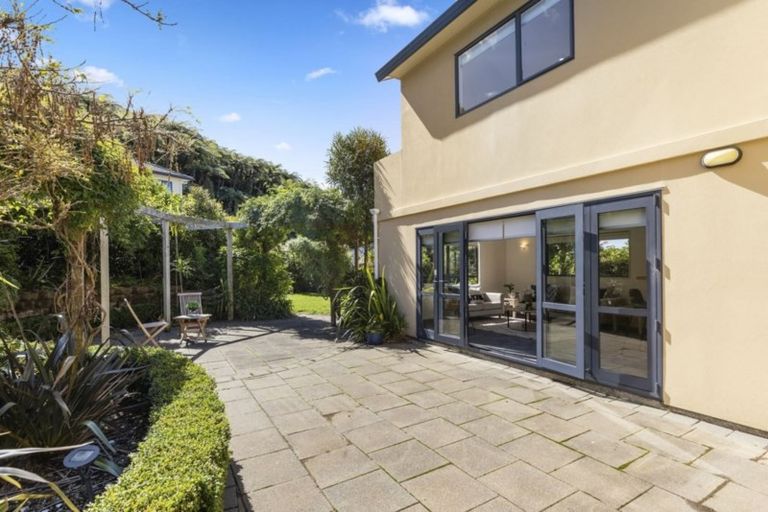 Photo of property in 12 Arahiwi Grove, Tirohanga, Lower Hutt, 5010
