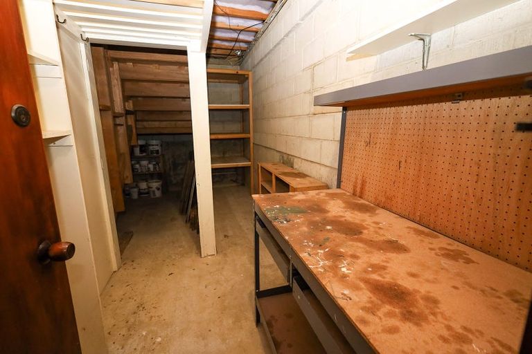 Photo of property in 71 Glenross Street, Glenross, Dunedin, 9011