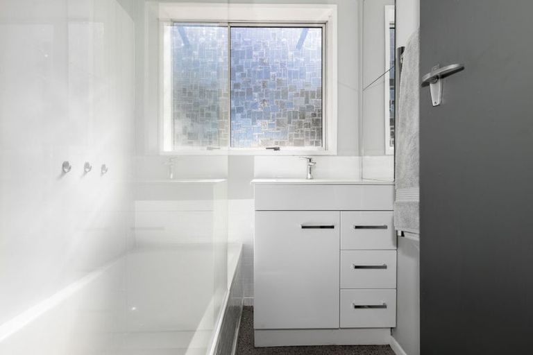 Photo of property in 16b Marere Avenue, Paraparaumu, 5032