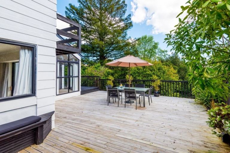 Photo of property in 60 Robbies Road, Shelly Park, Auckland, 2014