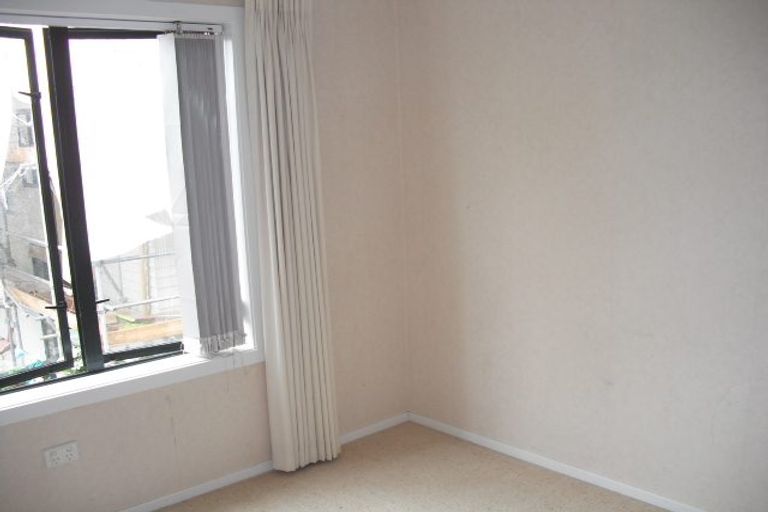 Photo of property in Tuscany Towers, 79/1 Ambrico Place, New Lynn, Auckland, 0600