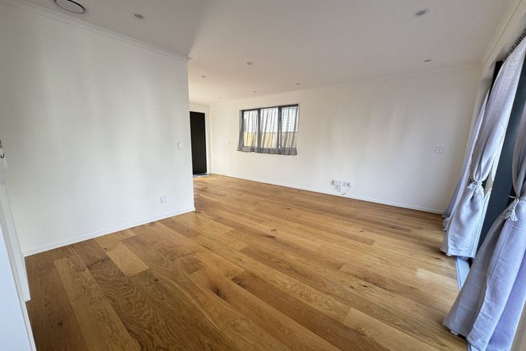 Photo of property in 15 Mahalo Avenue, Wiri, Auckland, 2104