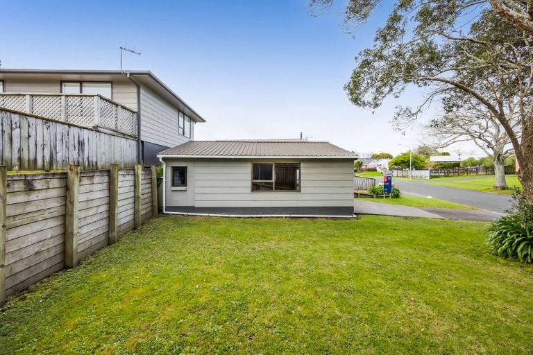Photo of property in 10 Aratapu Street, Waitara, 4320