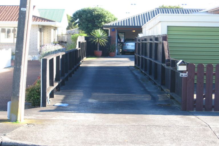 Photo of property in 20 Edward Avenue, Orewa, 0931