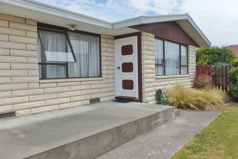 Photo of property in 3/92 Avenue Road, West End, Timaru, 7910