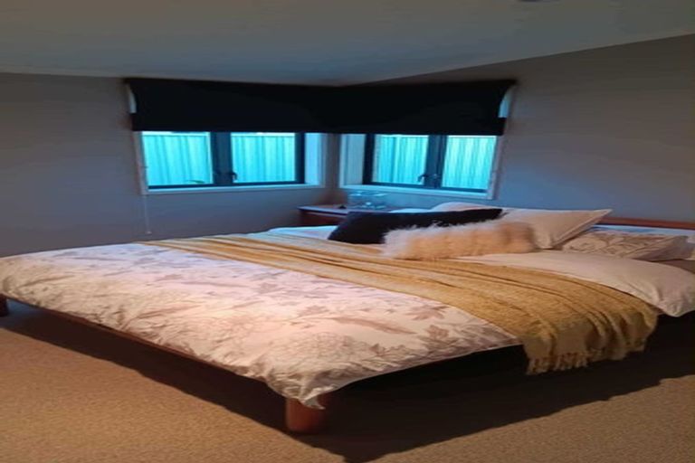 Photo of property in 24 Delta Mews Place, Clive, 4102