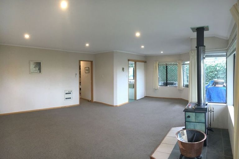 Photo of property in 14 Bennelong Place, Havelock North, 4130